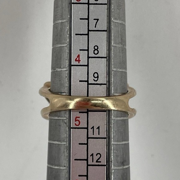Vintage Peridot Green Gemstone Ring, 10k gold